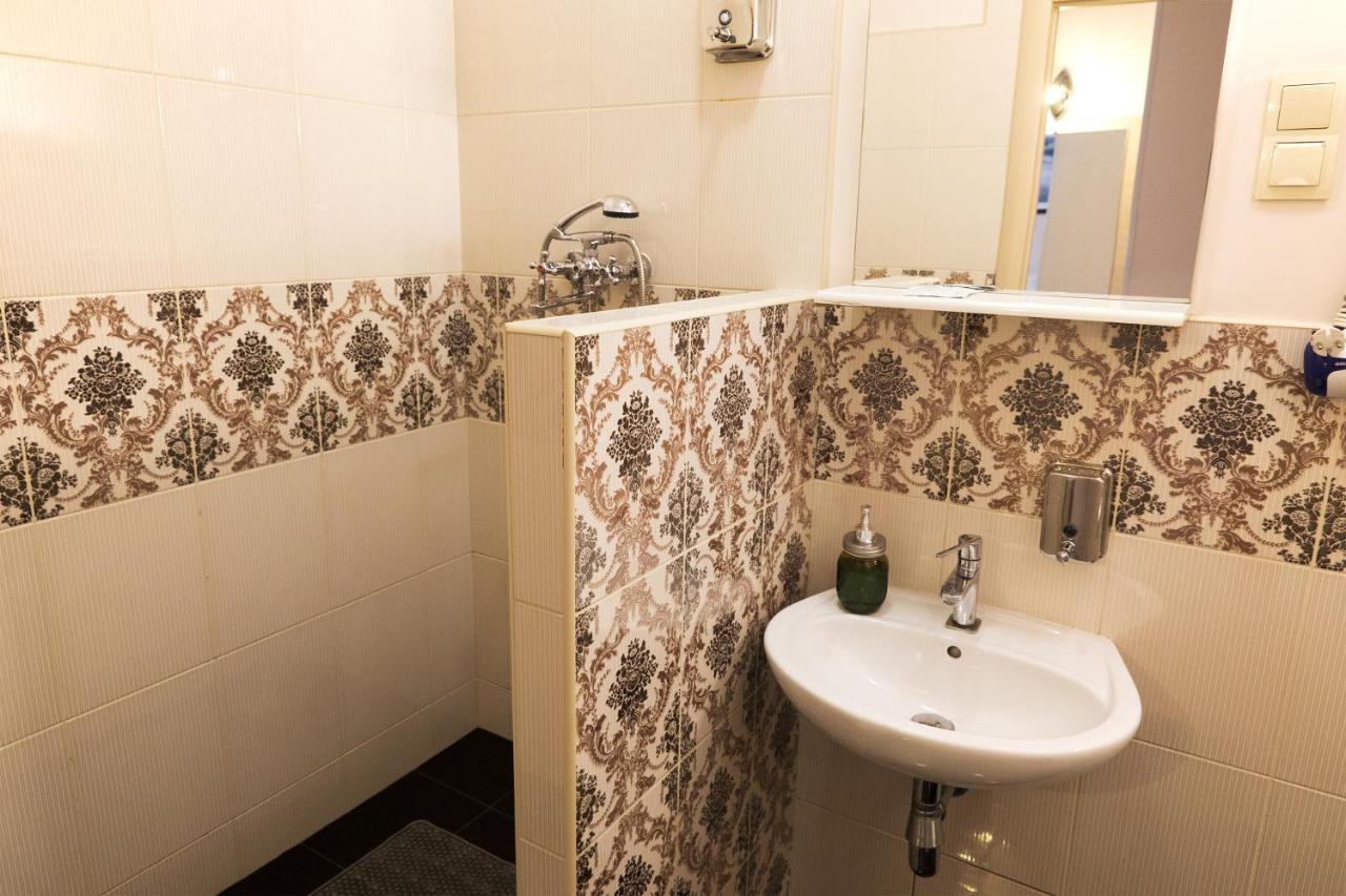Staybridge Mini-Hotel In Most City Panoramic River View 第聂伯罗彼得罗夫斯克 外观 照片